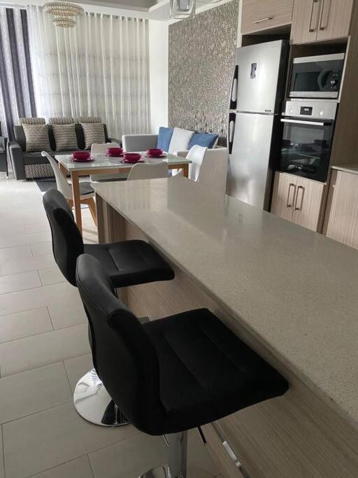 Stylish & Luxury 2-Bed Parkside Apart With Pool Vacoas-Phoenix Dış mekan fotoğraf
